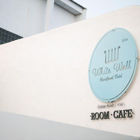 White Wall Riverfront Hotel Kamphaeng Phet Εξωτερικό φωτογραφία