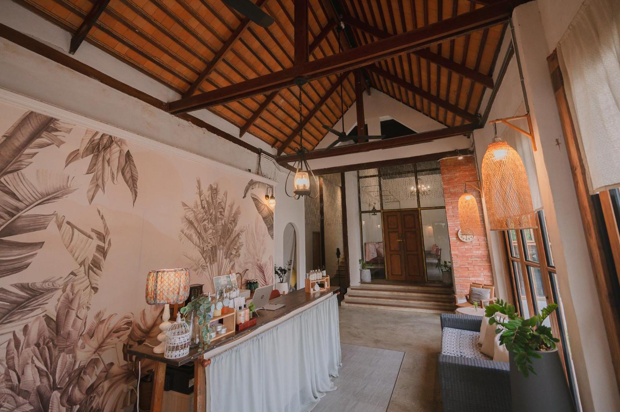 White Wall Riverfront Hotel Kamphaeng Phet Εξωτερικό φωτογραφία