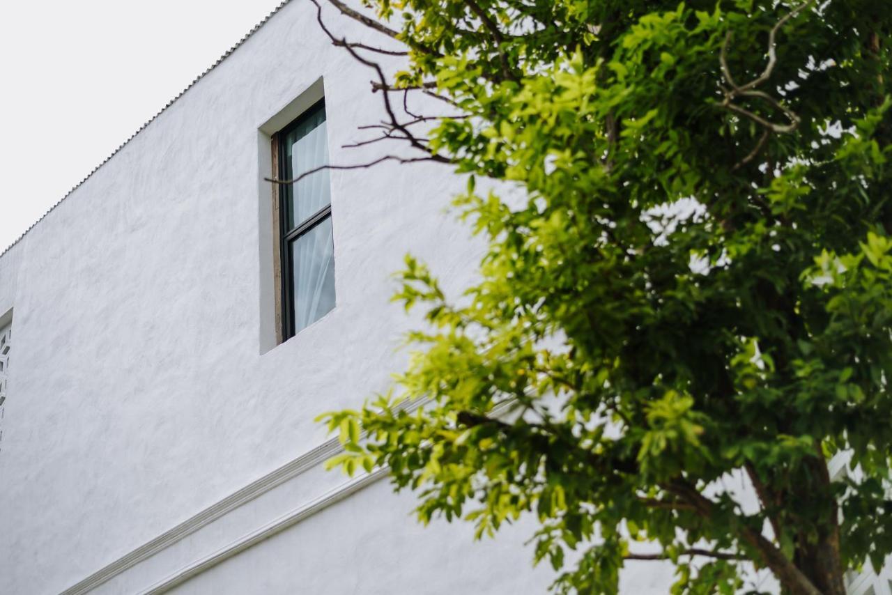 White Wall Riverfront Hotel Kamphaeng Phet Εξωτερικό φωτογραφία